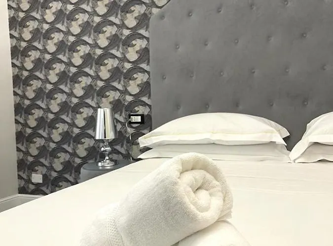 Casa Balzola - Adamas Hotell